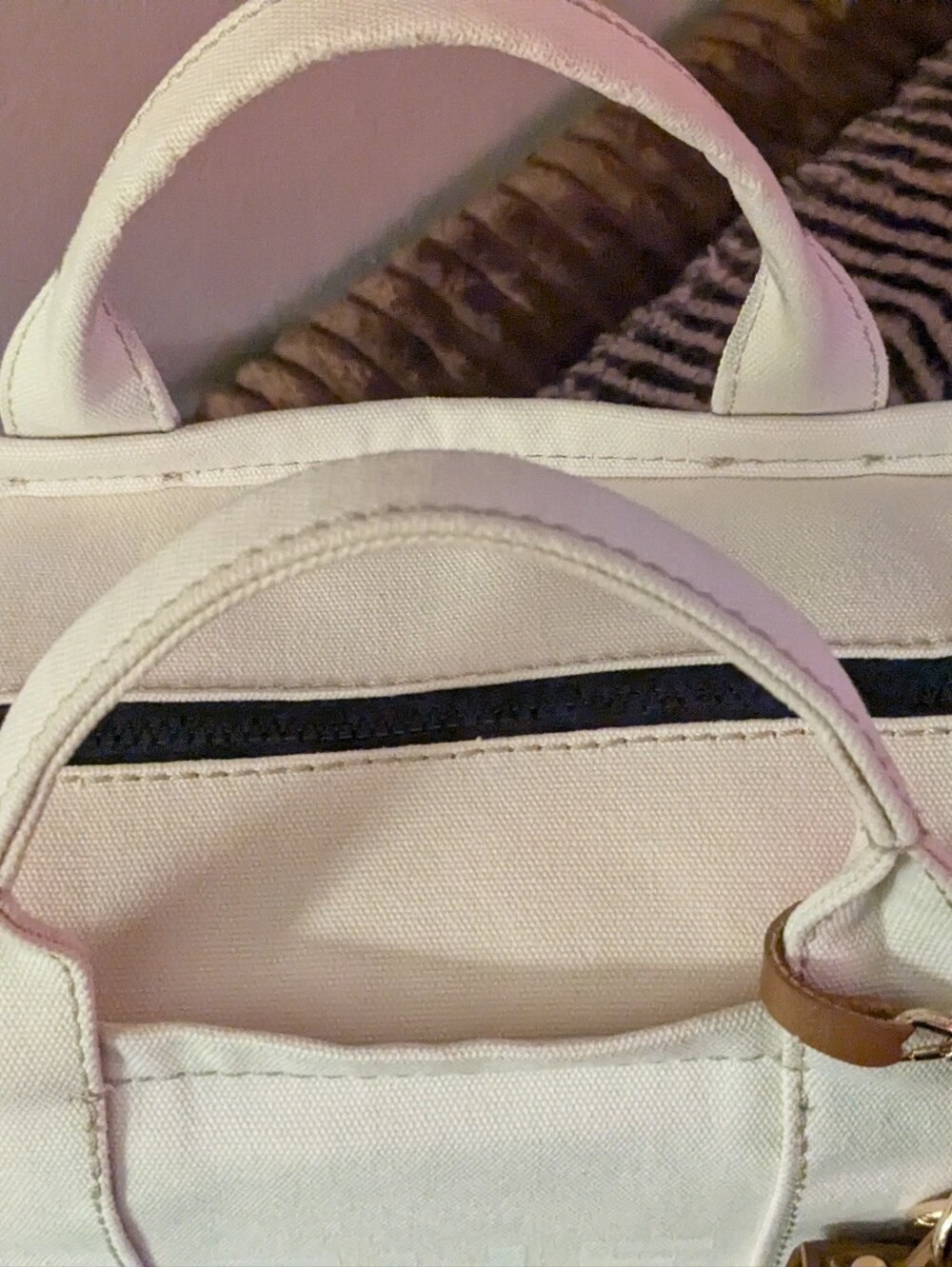 👄Marc Jacobs Tote - Picture 2 of 11